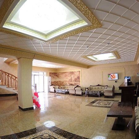 Hotel Afrosiyob Karshi Esterno foto