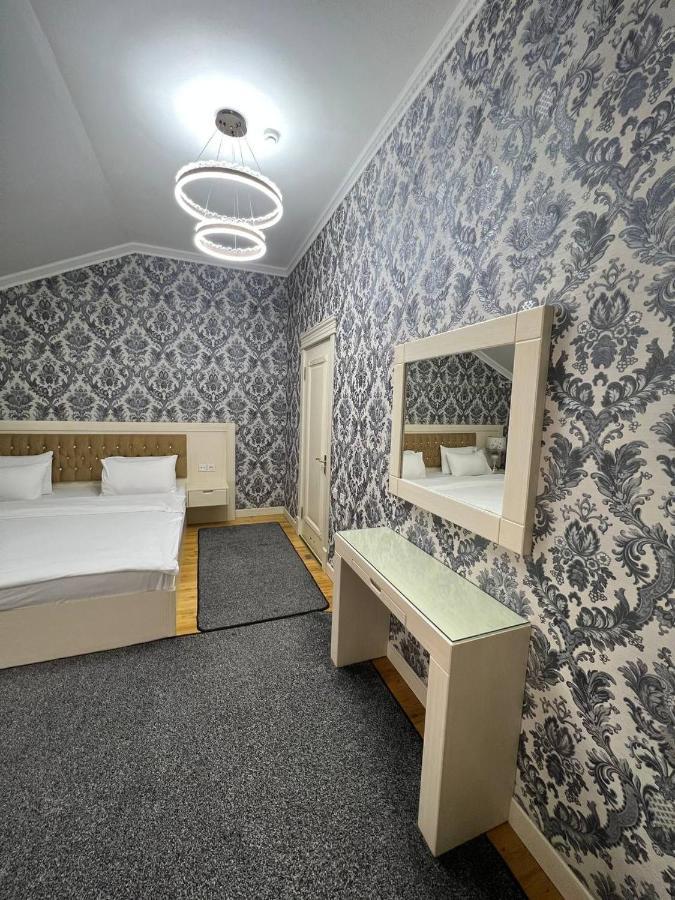 Hotel Afrosiyob Karshi Esterno foto