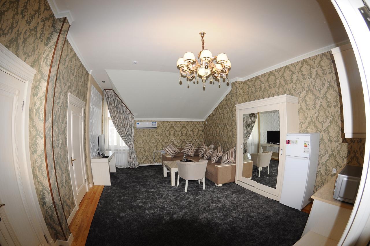 Hotel Afrosiyob Karshi Esterno foto