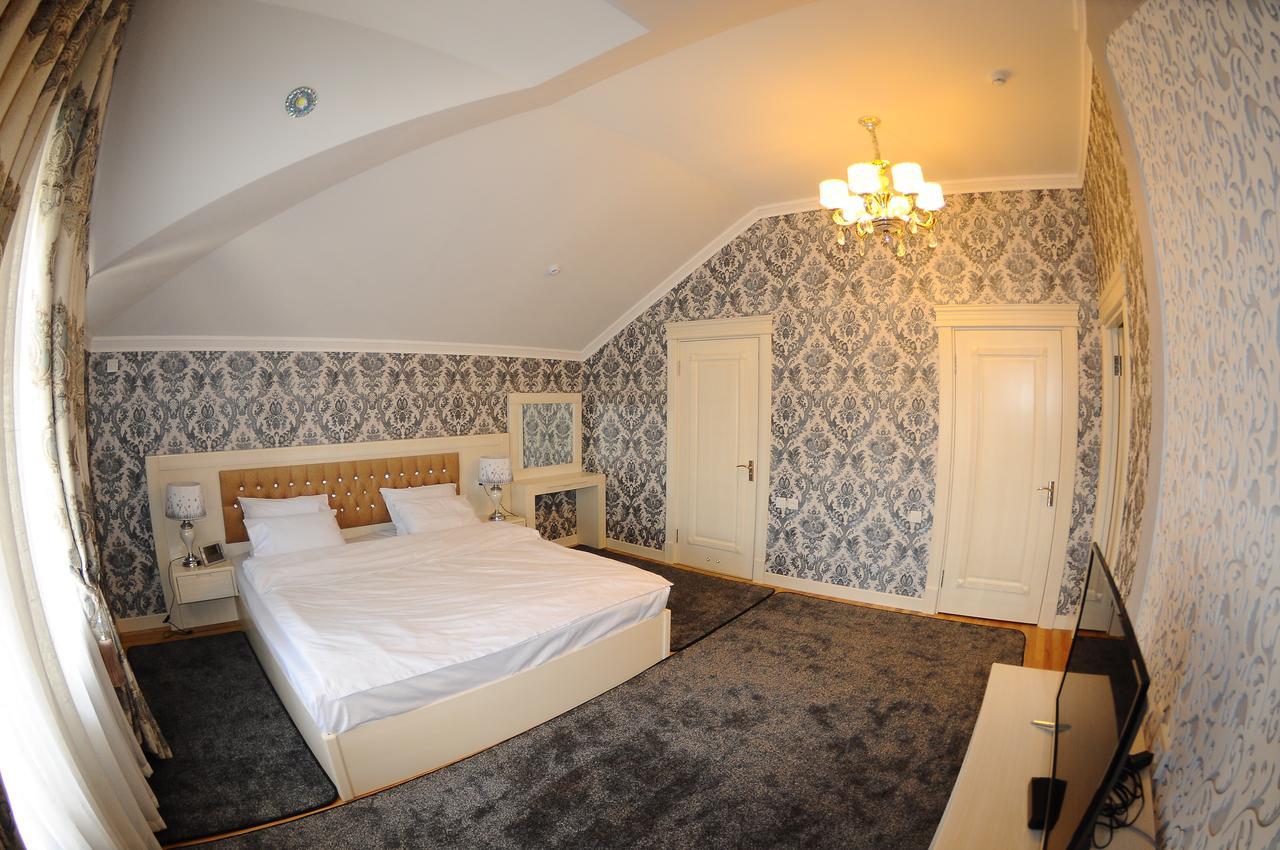 Hotel Afrosiyob Karshi Esterno foto